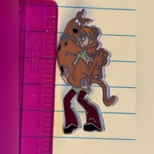 Scooby Doo and Shaggy hat pin. Missing back.